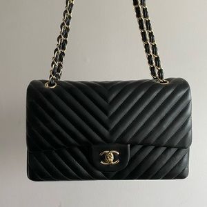 Brand new chanel purse.